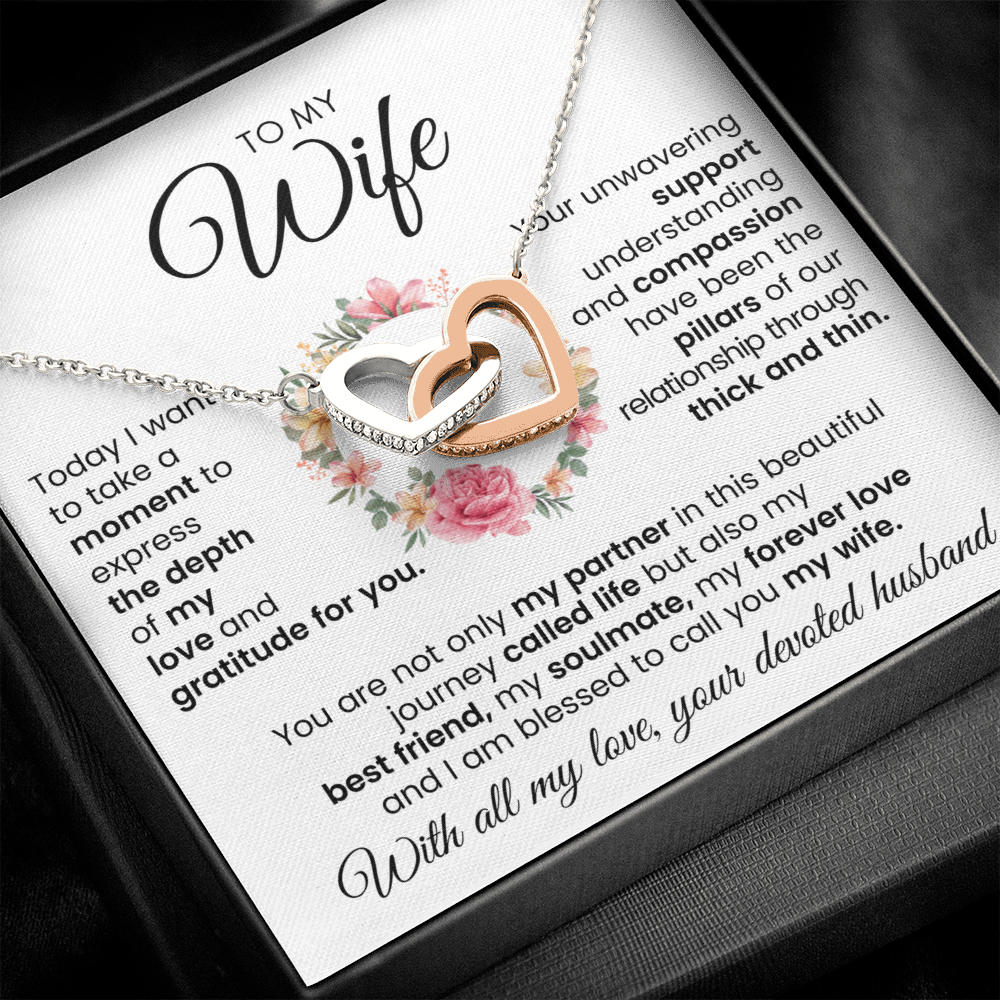 To My Wife My  Best Friend My Soulmate My Forever Love Interlocking Hearts Necklace