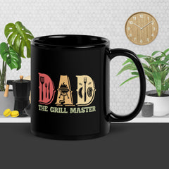 DAD The Grill Master Black Glossy Mug